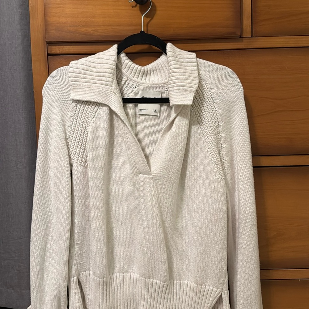 Abercrombie cableknit sweater
